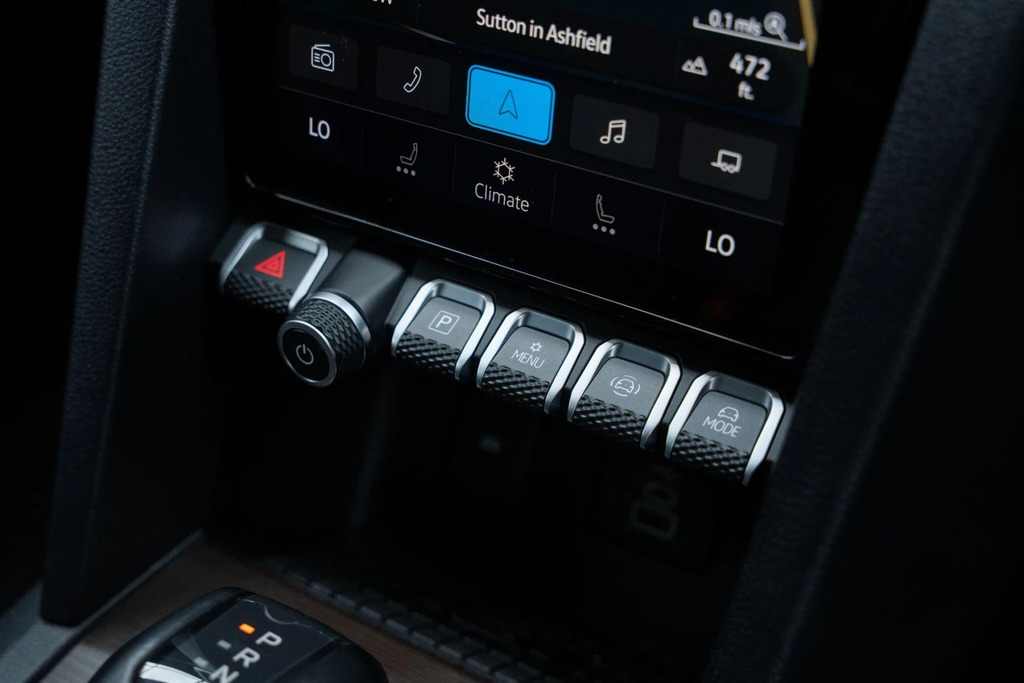 Volkswagen Amarok 2024 74 Style Black #20