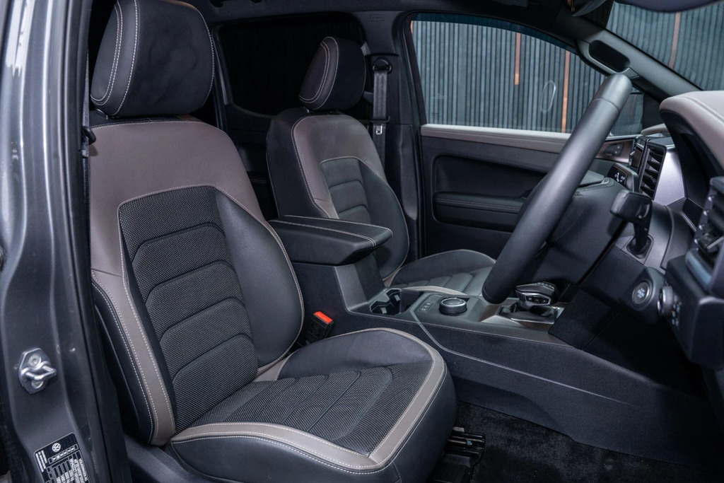 Volkswagen Amarok 3.0 Tdi V6 Style 4Motion Euro 6 Ss Grey #2