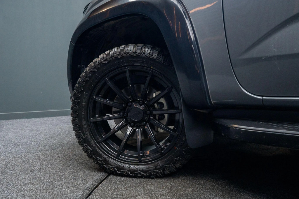Volkswagen Amarok 2024 74 Style Black #13