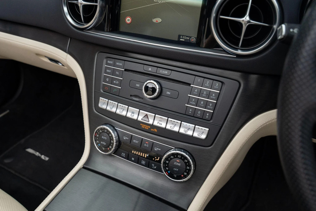 Mercedes-Benz SL Class Sl 500 Amg Line Grey #30