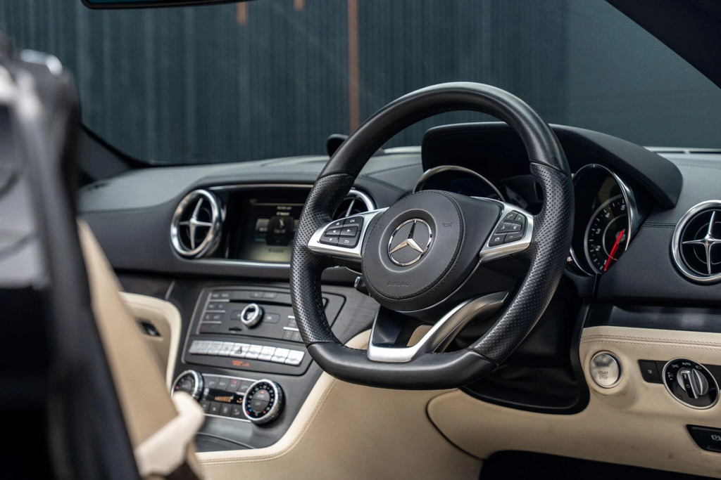 Mercedes-Benz SL Class Sl 500 Amg Line Grey #24