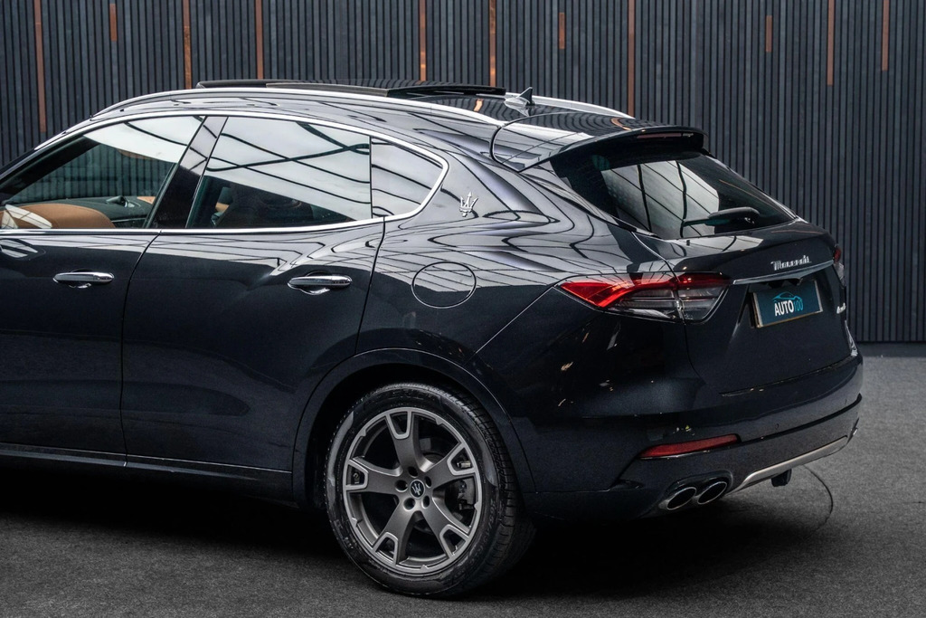 Maserati Levante Hybrid Gt Blue #19