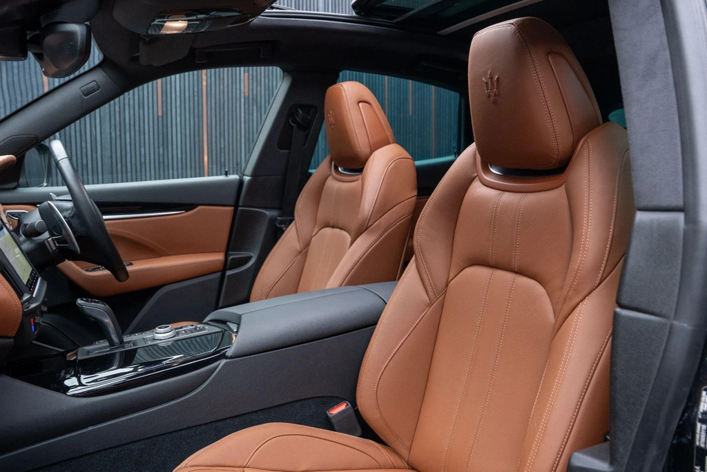 Maserati Levante Hybrid Gt Blue #45