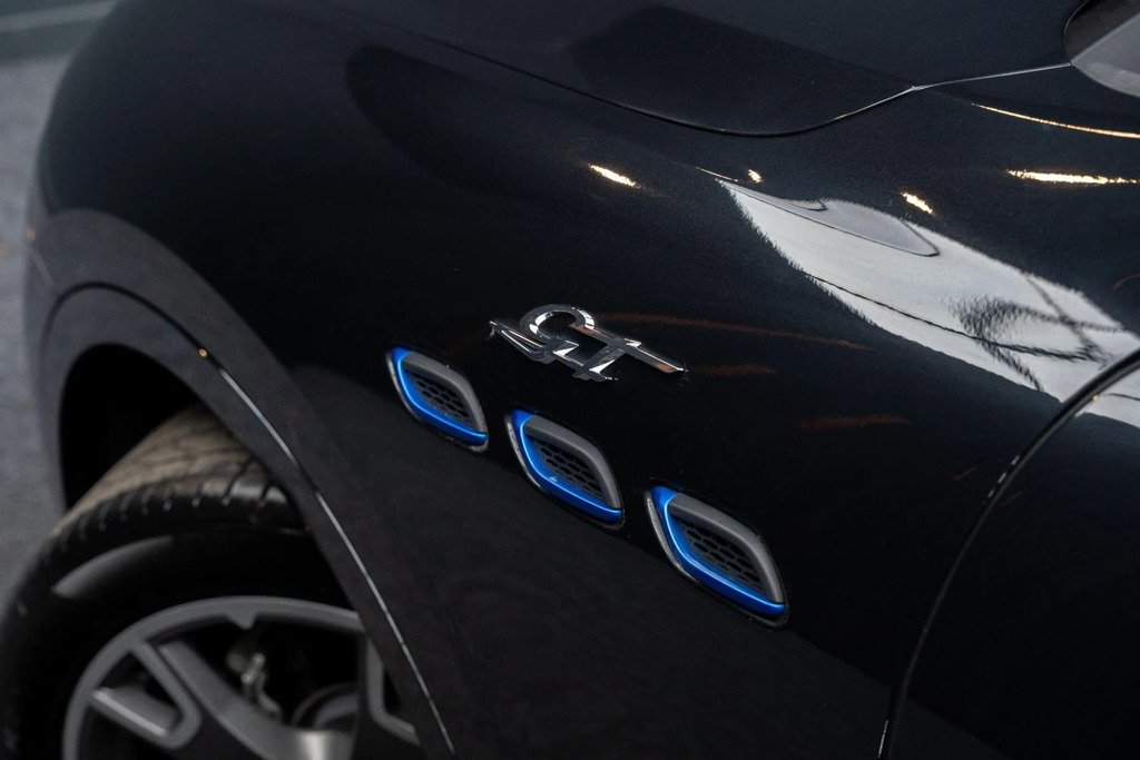 Maserati Levante Hybrid Gt Blue #27