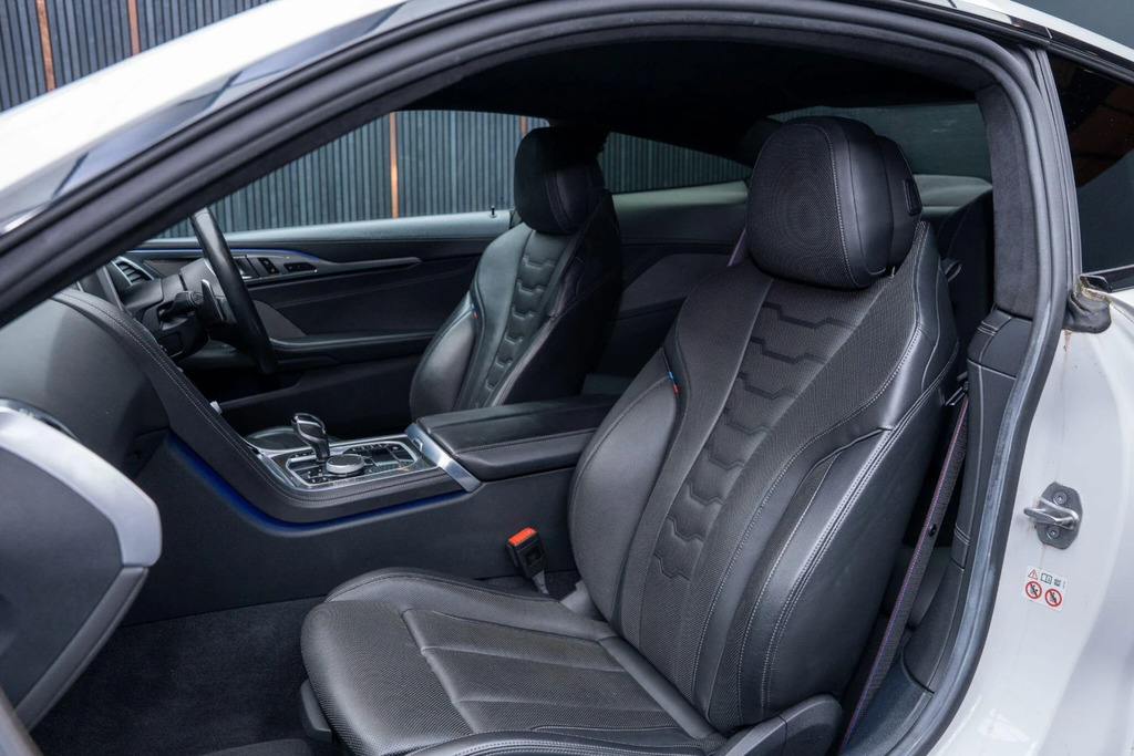 BMW 8 Series 840I M Sport Black #38