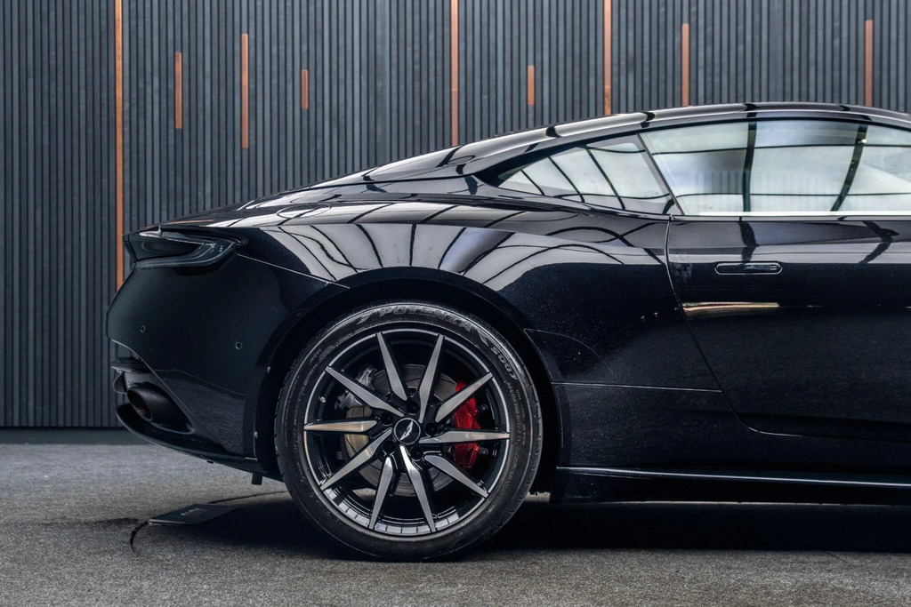 Aston Martin DB11 4.0 V8 Coupe Euro 6 Ss 535 Ps Grey #19