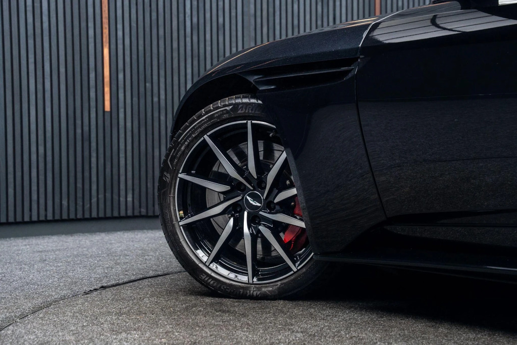 Aston Martin DB11 4.0 V8 Coupe Euro 6 Ss 535 Ps Grey #15