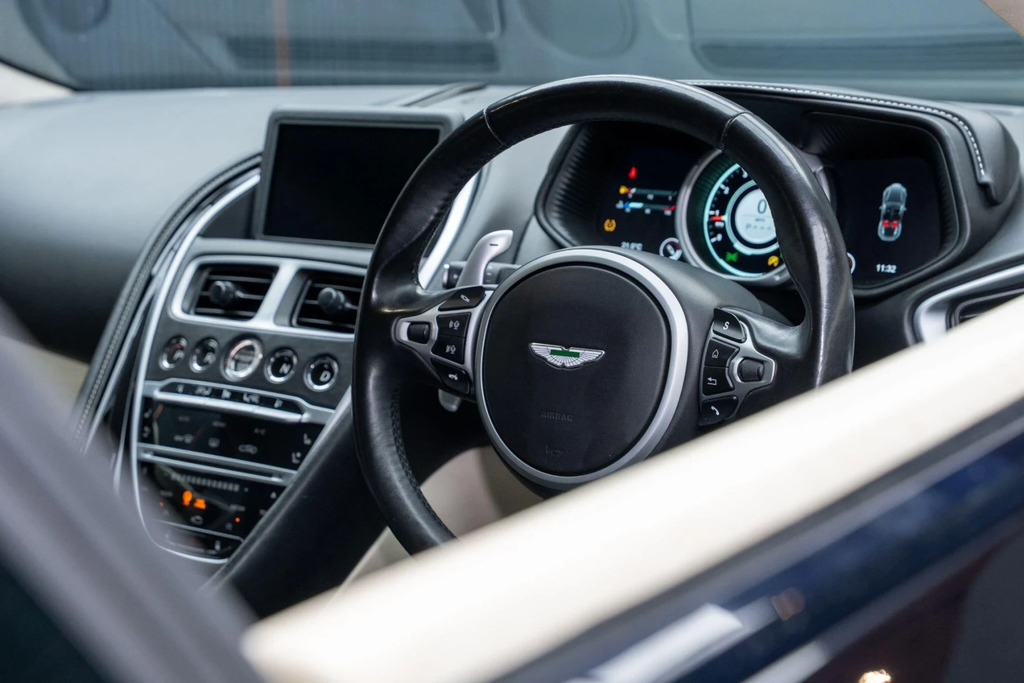 Aston Martin DB11 4.0 V8 Coupe Euro 6 Ss 535 Ps Grey #30
