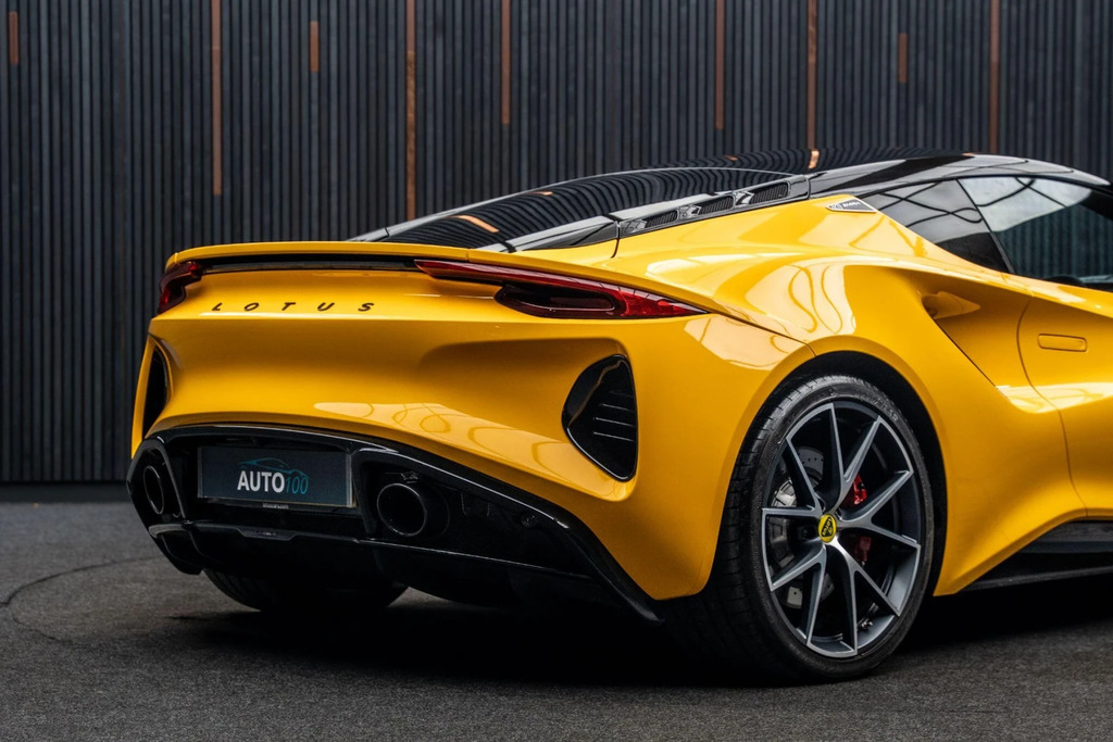 Lotus Emira 3.5 V6 First Edition Coupe Euro Blue #20