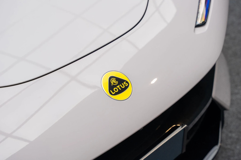 Lotus Eletre 112Kwh R RY73PKE Yellow #27