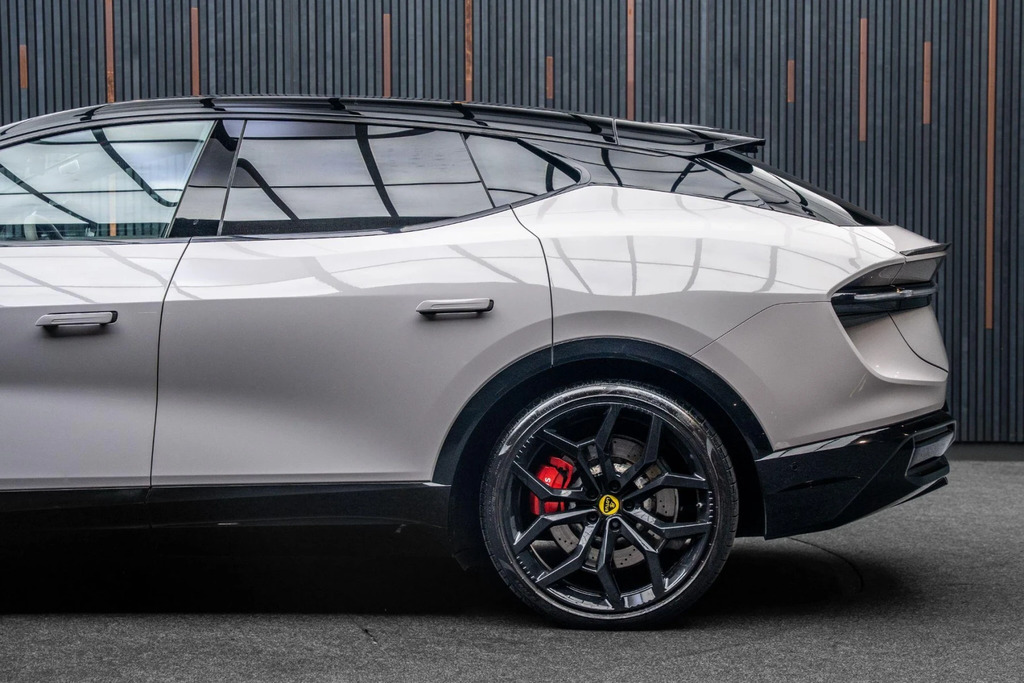 Lotus Eletre 112Kwh R RY73PKE Yellow #17
