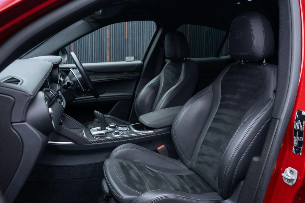 Alfa Romeo Stelvio Stelvio V6 Bt Quadrifoglio Awd Black #34