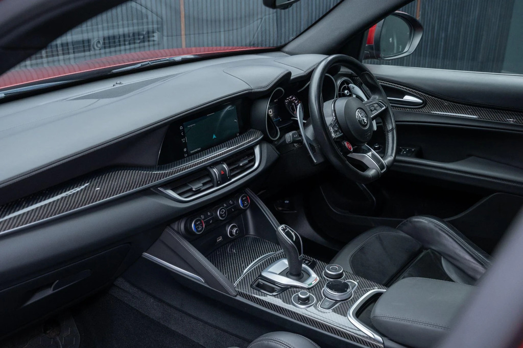 Alfa Romeo Stelvio Stelvio V6 Bt Quadrifoglio Awd Black #38