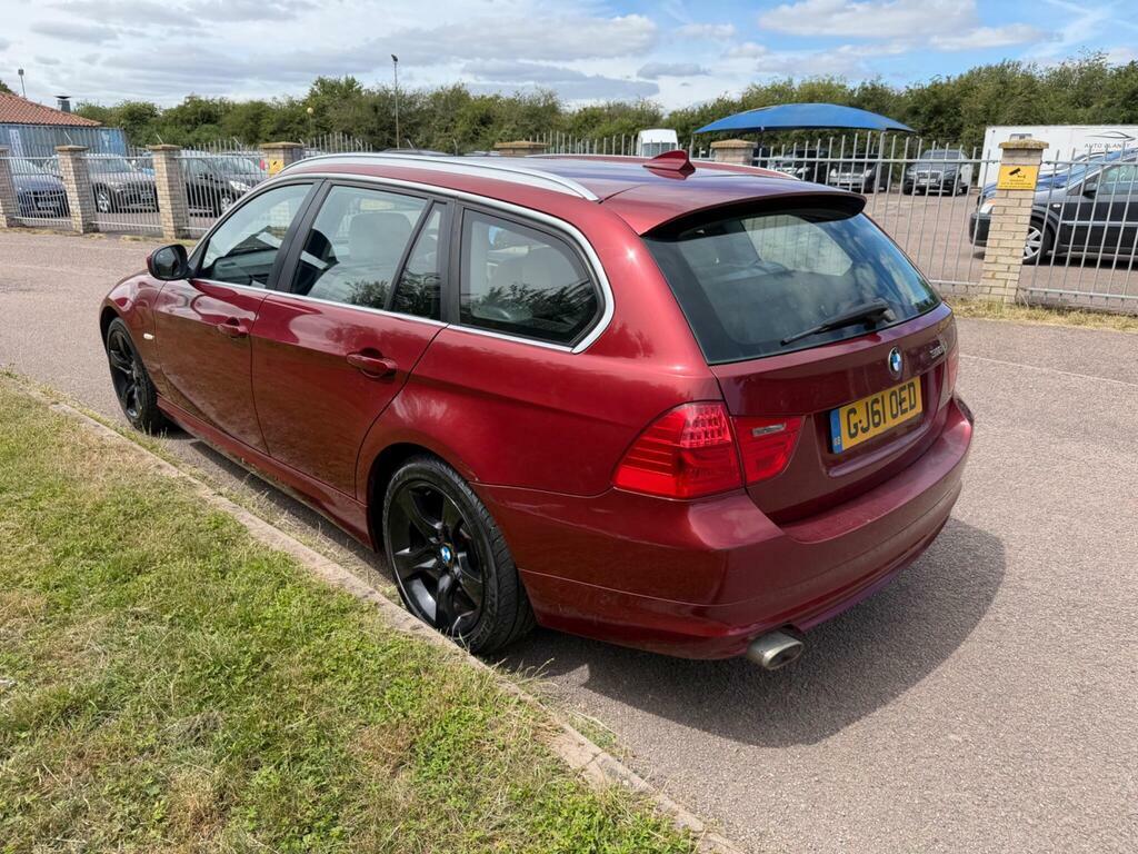 BMW 3 Series 2.0 318D Exclusive Edition Touring Euro 5 S S Red #4