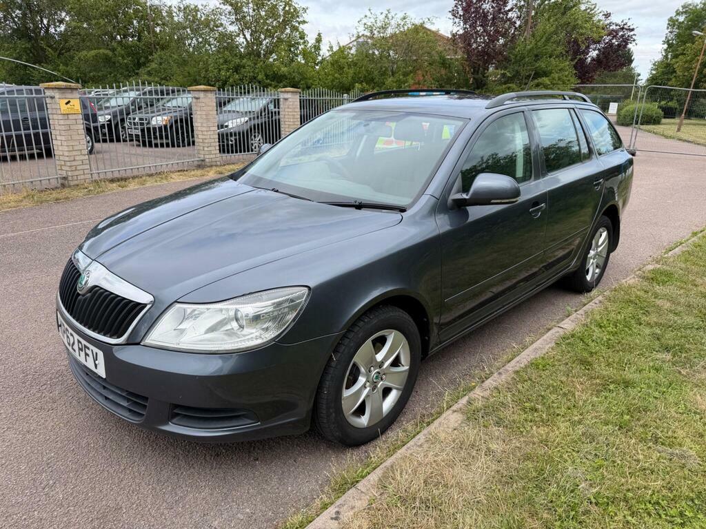 Skoda Octavia 1.6 Tdi Se Euro 5 Grey #3