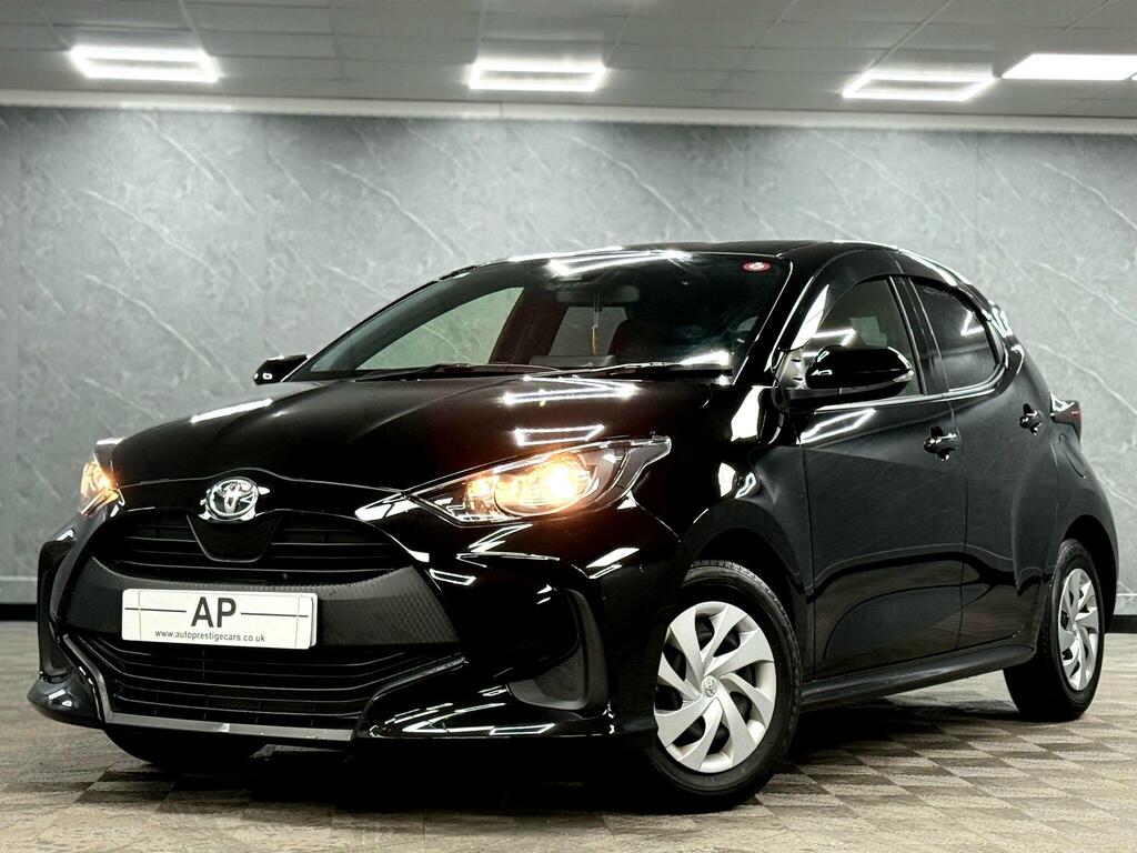 Toyota Yaris 1.0 Vvt-i Euro 6 Ss Black #6