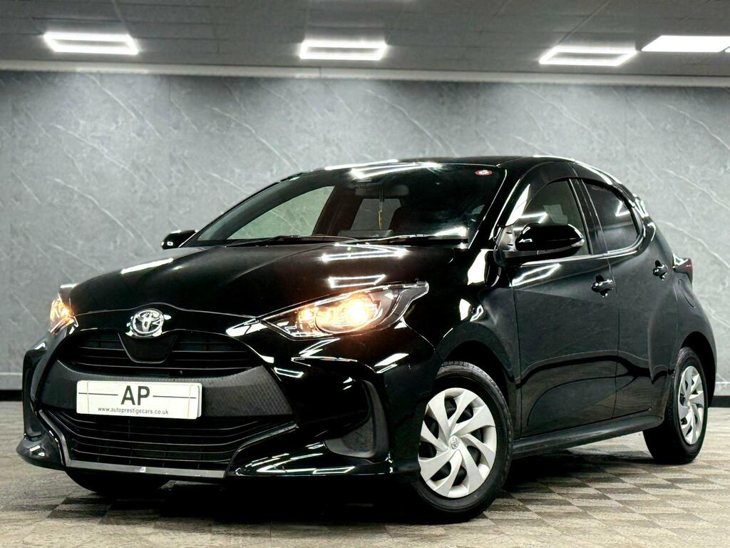 Toyota Yaris 1.0 Vvt-i Euro 6 Ss Black #5