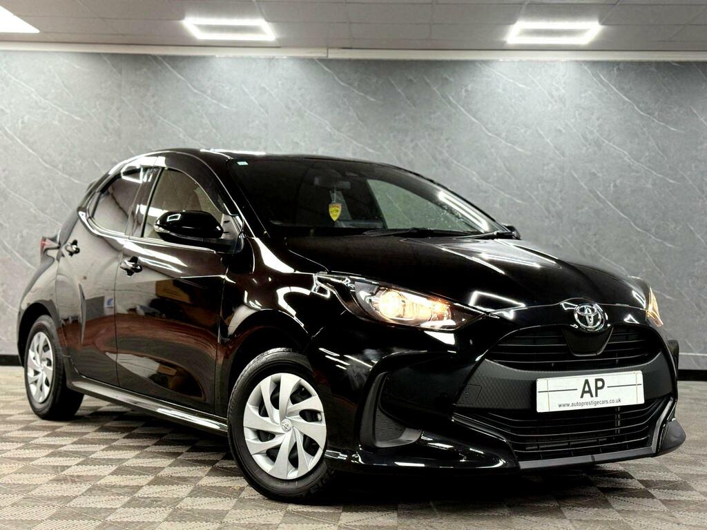 Toyota Yaris 1.0 Vvt-i Euro 6 Ss Black