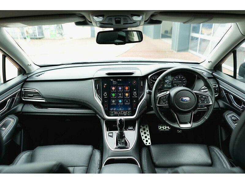 Subaru Outback I Touring - 2023 73 White #3