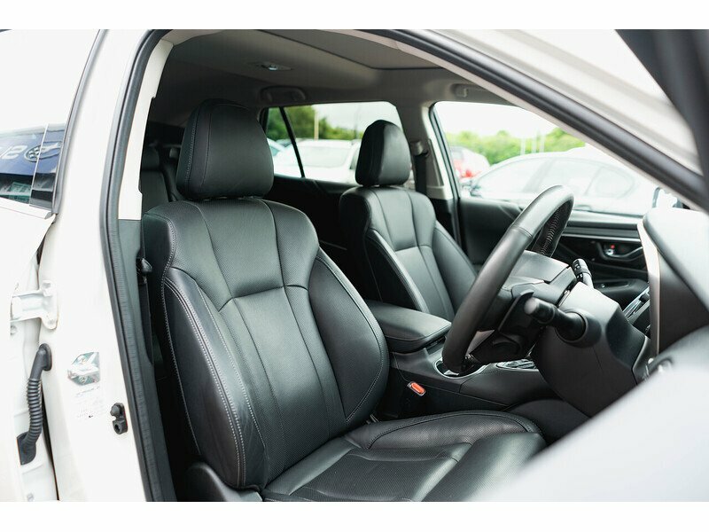 Subaru Outback I Touring - 2023 73 White #2