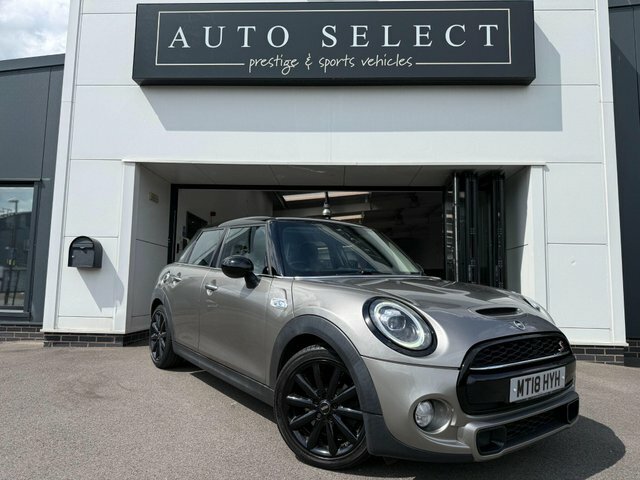 Mini Hatch Cooper S Euro 6 Silver