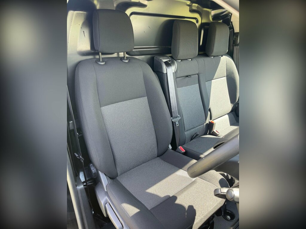 Vauxhall Vivaro 1.5 Turbo D 120Ps Edition L 9 Seat Black #9