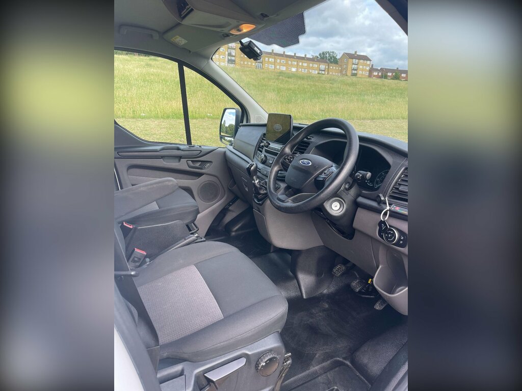 Ford Transit Custom 300 Tdci 130 L2h1 Limited Ecoblue Lwb Low Roof Fwd White #9