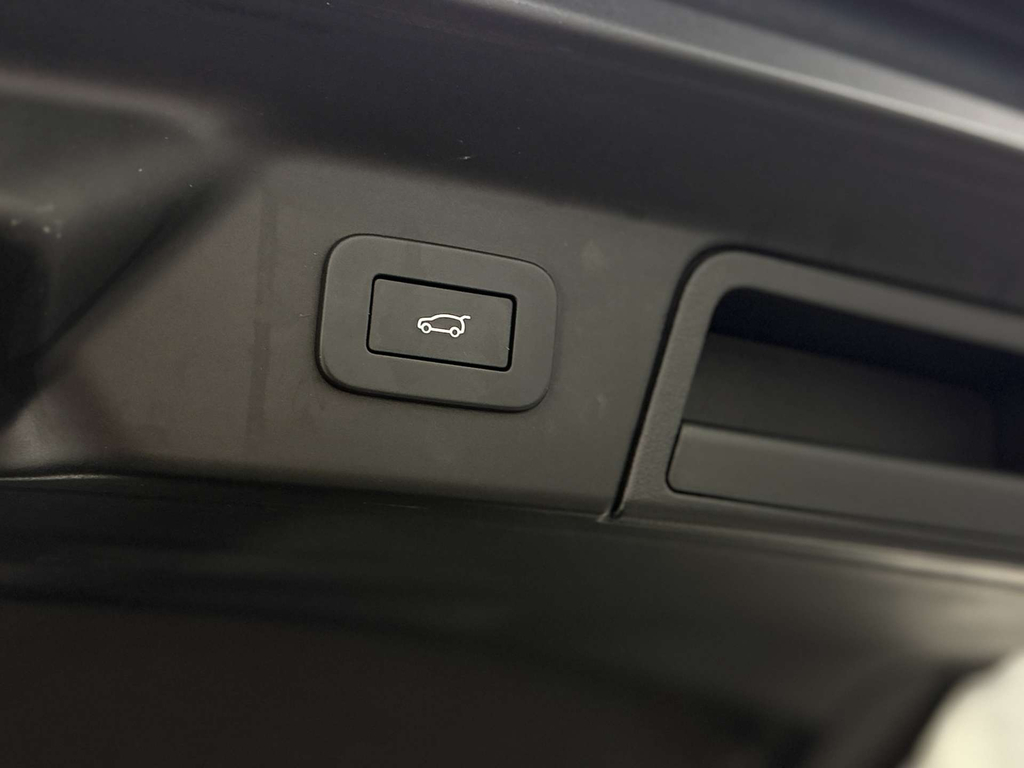Land Rover Range Rover Velar Velar 202210261082898 #24