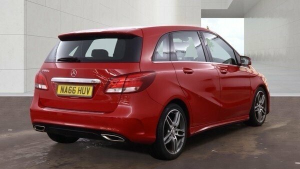 Mercedes-Benz B Class 1.5 B180d Amg Line Euro 6 Ss White #7