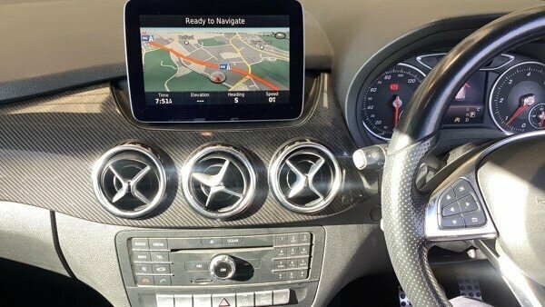 Mercedes-Benz B Class 1.5L Amg Line Red #3