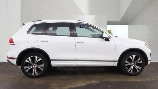 Volkswagen Touareg 3L R-line White #5
