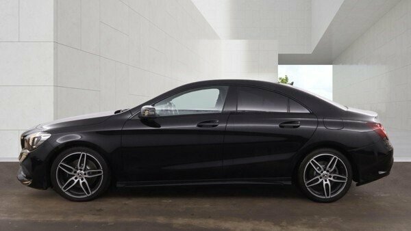 Mercedes-Benz CLA Class 2.1L Amg Line Black #3
