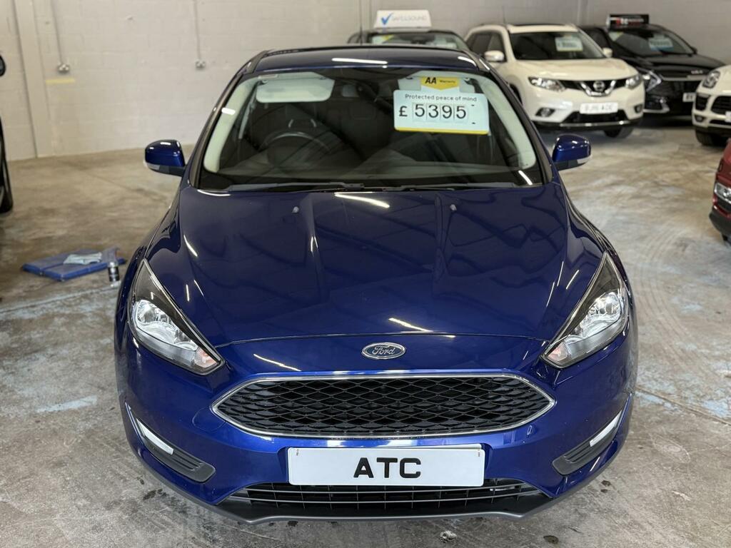 Ford Focus Hatchback 1.0 T Ecoboost Zetec 2015 XJZ3202 Blue #2