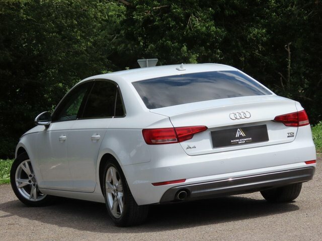 Audi A4 Tdi Ultra Sport White #6