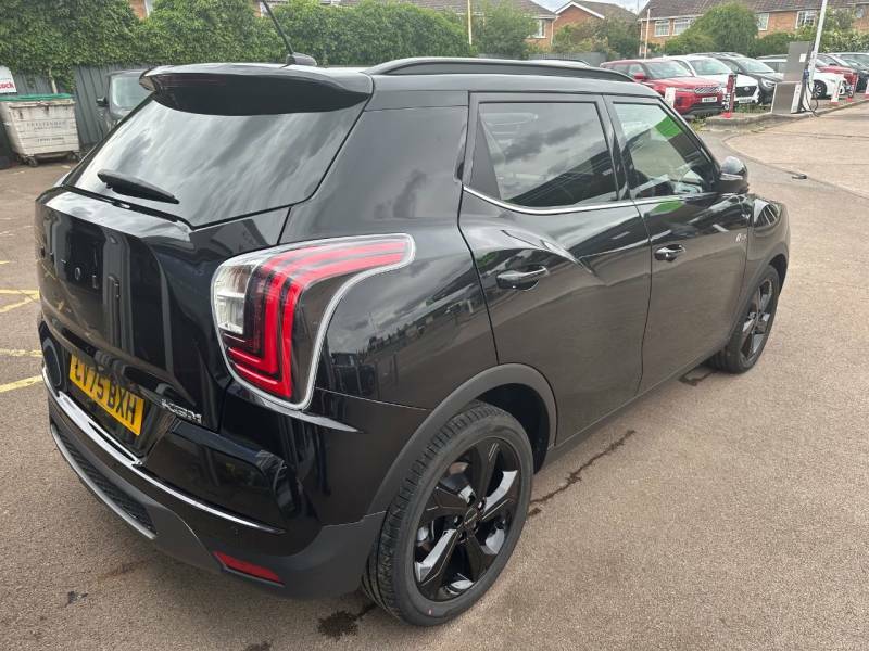 SsangYong Tivoli 1.5 K40 Black #2