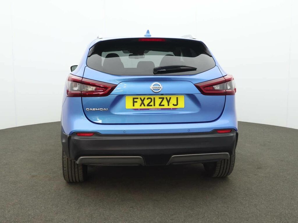 Nissan Qashqai 1.3 Dig-t Acenta Premium White #3