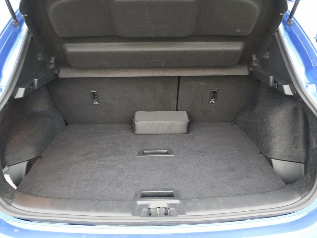 Nissan Qashqai 1.3 Dig-t Acenta Premium White #7