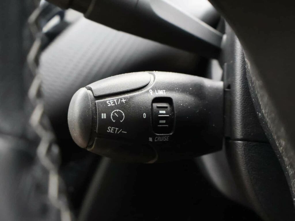 Peugeot 2008 1.2 Puretech Gt Line Eat Grey #22