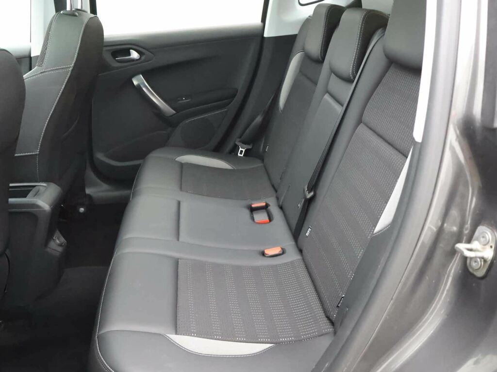 Peugeot 2008 1.2 Puretech Gt Line Eat Grey #10