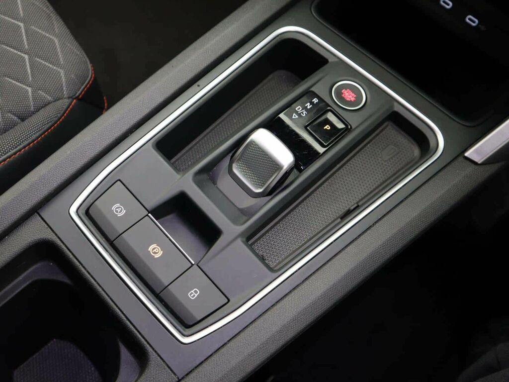 Seat Leon Fr 1.5 Tsi Evo 150Ps Gloss Black Alloys Black #16