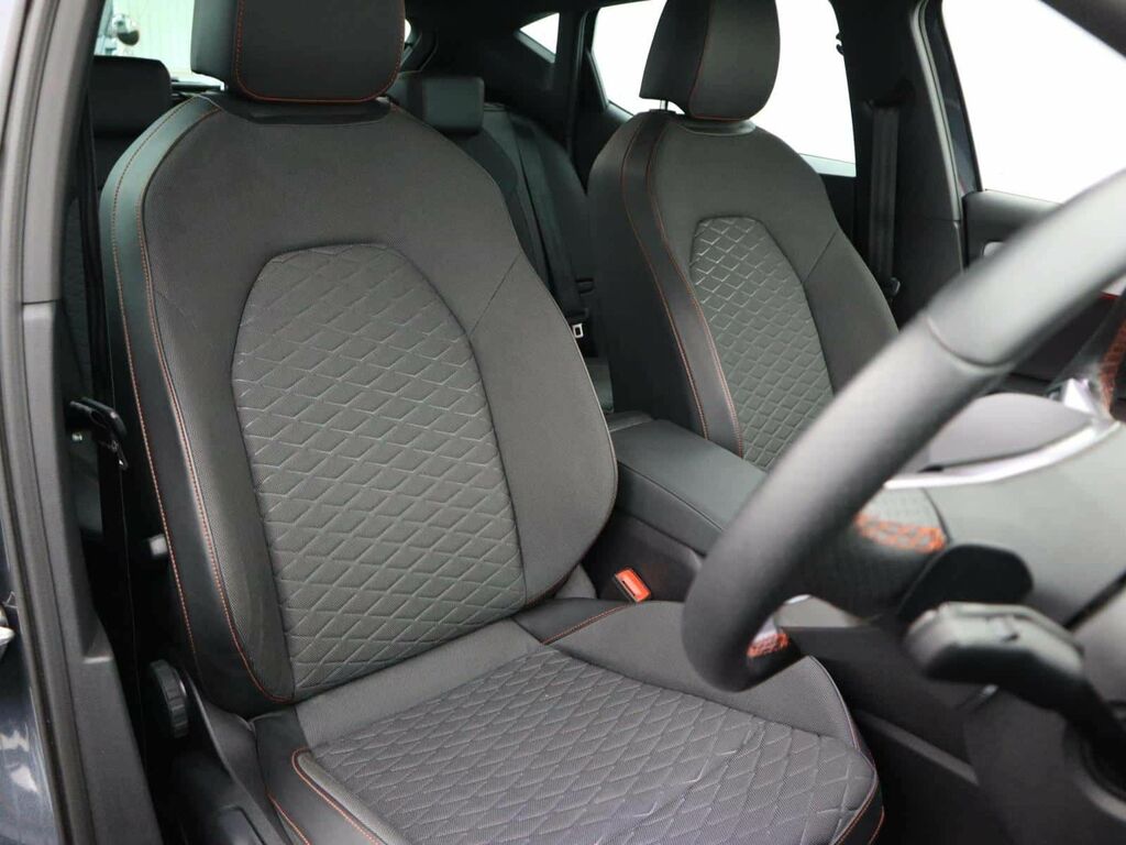 Seat Leon Fr 1.5 Tsi Evo 150Ps Gloss Black Alloys Black #8