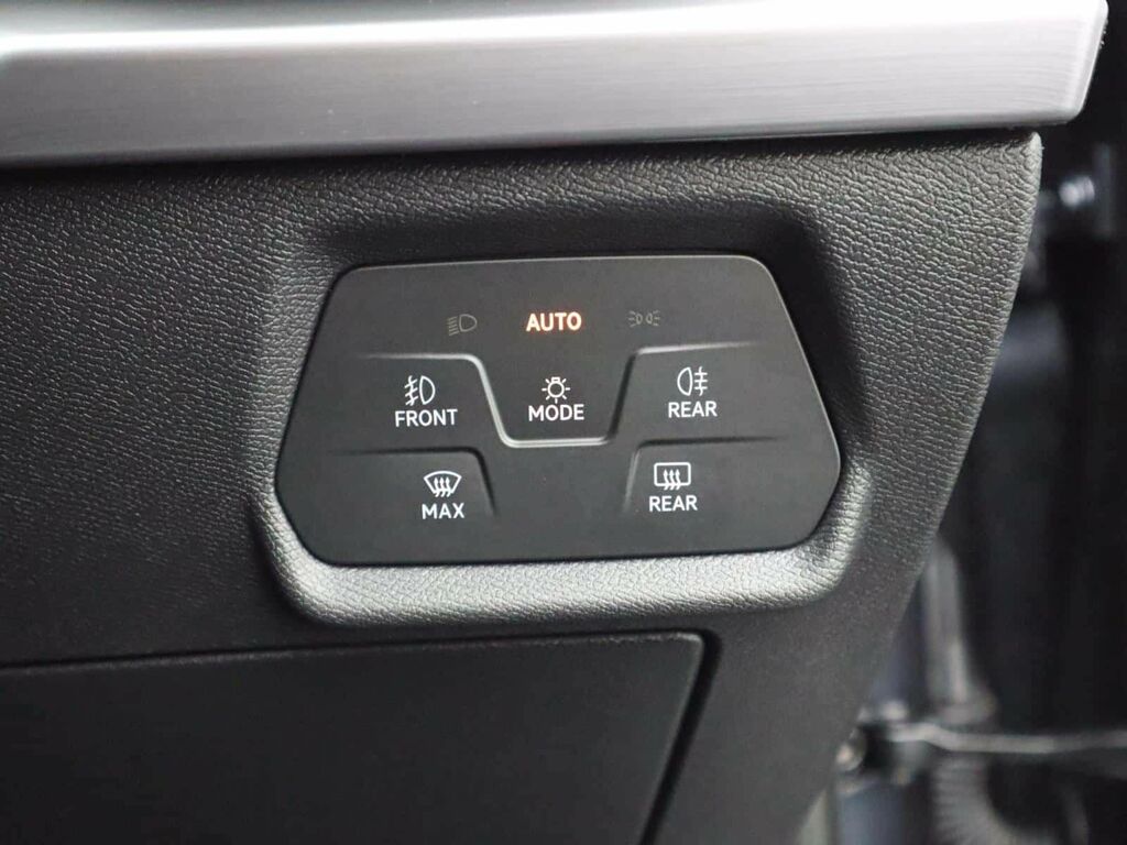 Seat Leon Fr 1.5 Tsi Evo 150Ps Gloss Black Alloys Black #17