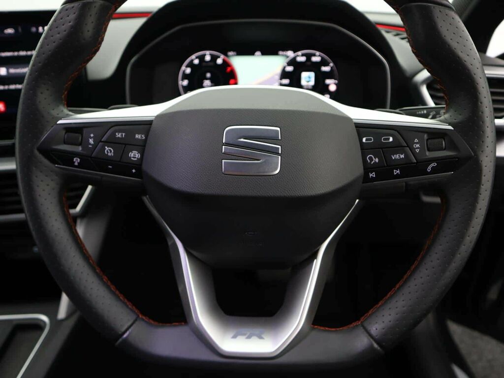 Seat Leon Fr 1.5 Tsi Evo 150Ps Gloss Black Alloys Black #15