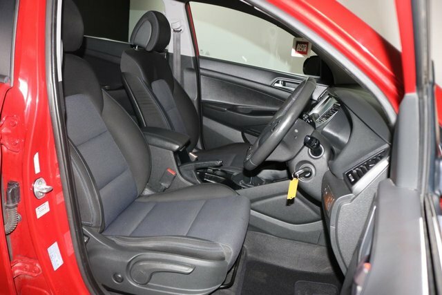 Hyundai Tucson 1.7 Crdi Blue Drive S 2Wd Black #9