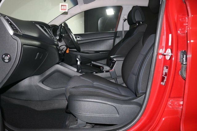 Hyundai Tucson 1.7 Crdi Blue Drive S 2Wd Black #17