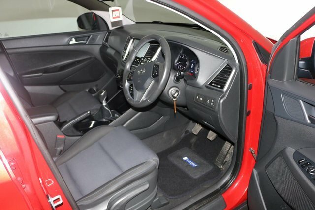 Hyundai Tucson 1.7 Crdi Blue Drive S 2Wd Black #7