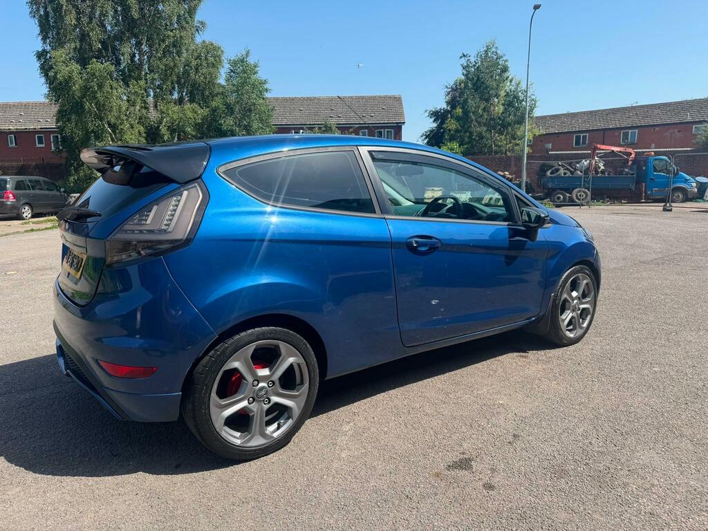 Ford Fiesta Style Blue #6