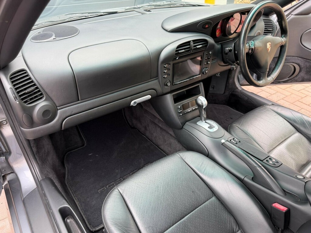 Porsche 911 3.6 Carrera 4 - Full Leather - Low Miles - Stunnin Black #22