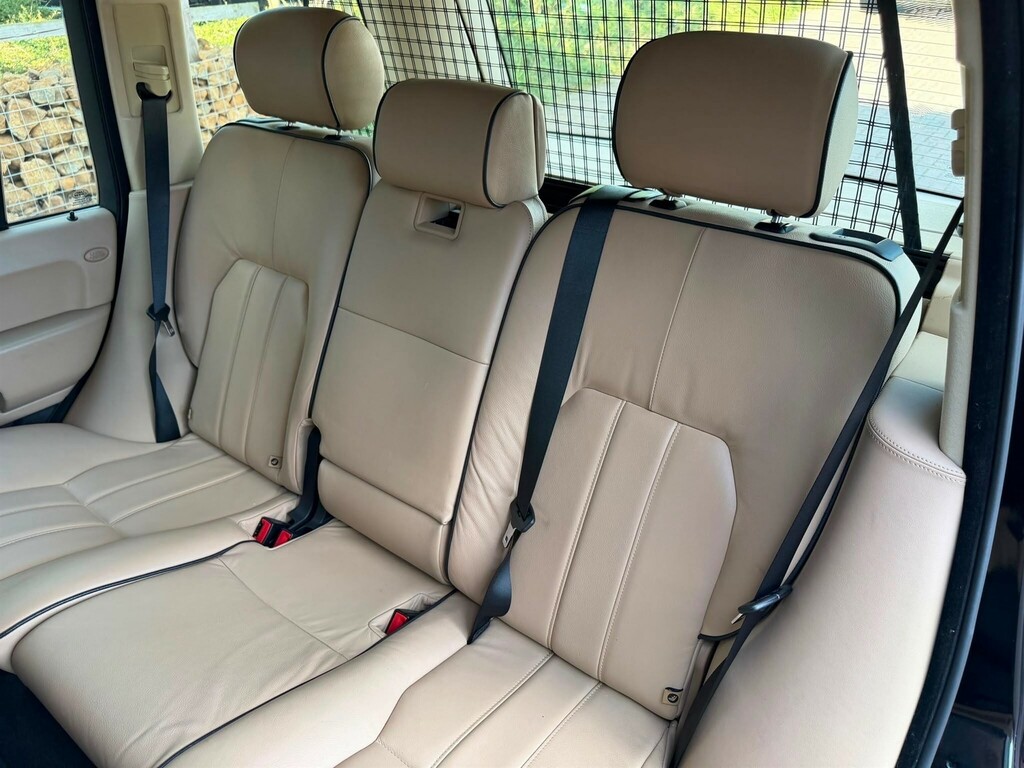 Land Rover Range Rover 2004 Land Rover Range Rover 4.4 V8 Vogue Ju Silver #29