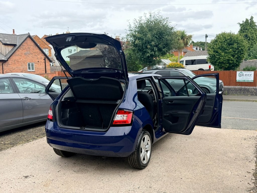 Skoda Fabia 1L Se L Blue #4